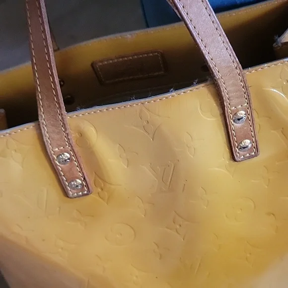 Louis Vuitton VERNIS Mustard Patent Leather Tote with Brown Handles - Picture 6 of 13